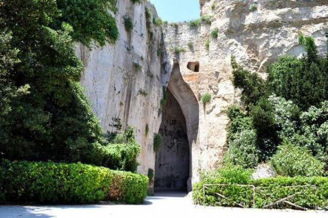 Domus 1333 Al Duomo Villa Сиракуза Екстериор снимка